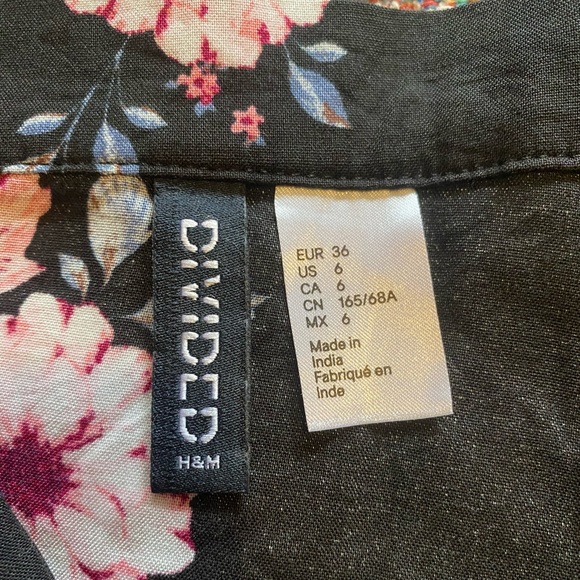 Divided Wrap Front Floral Maxi Skirt - Picture 5 of 7